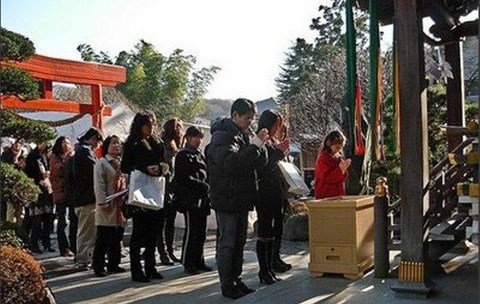 Vì sao Nhật Bản bỏ Tết cổ truyền?