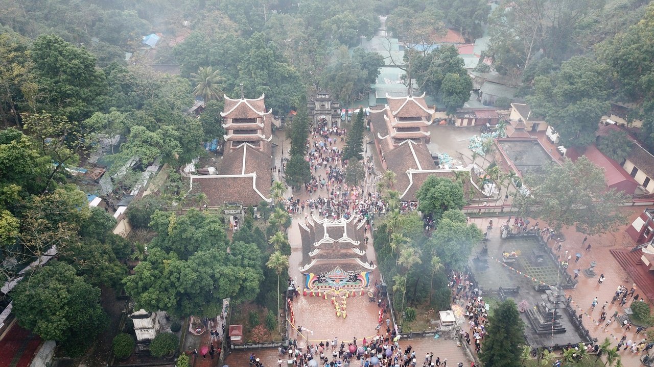 danh-thang-chua-huong-nhin-tu-tren-cao