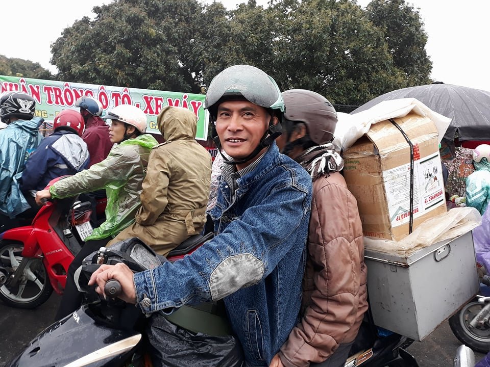 cho-vieng-nam-dinh-tac-duong-hang-km