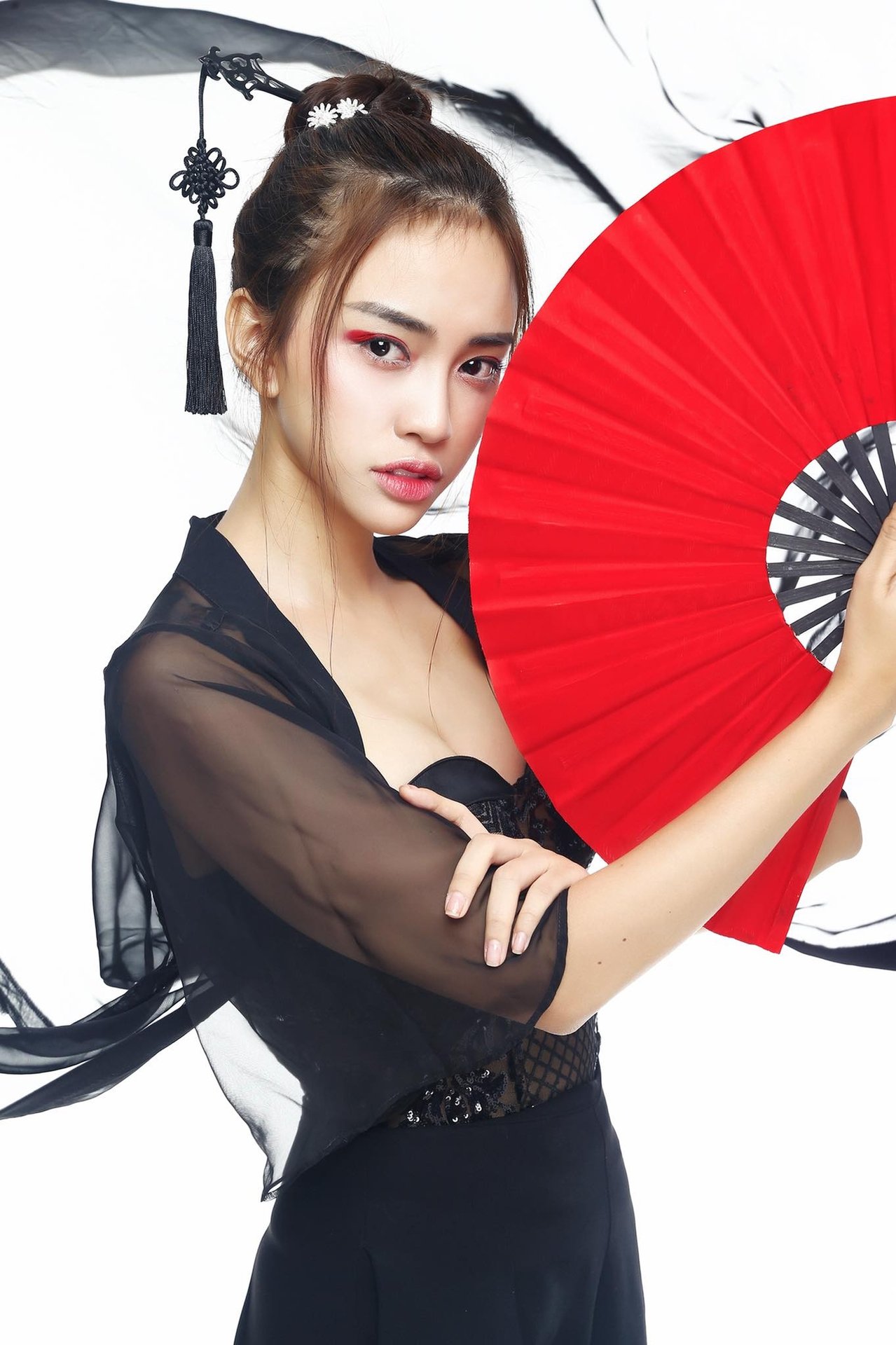 thien-nga-the-face-se-thu-suc-o-linh-vuc-ca-hat-neu-co-co-hoi