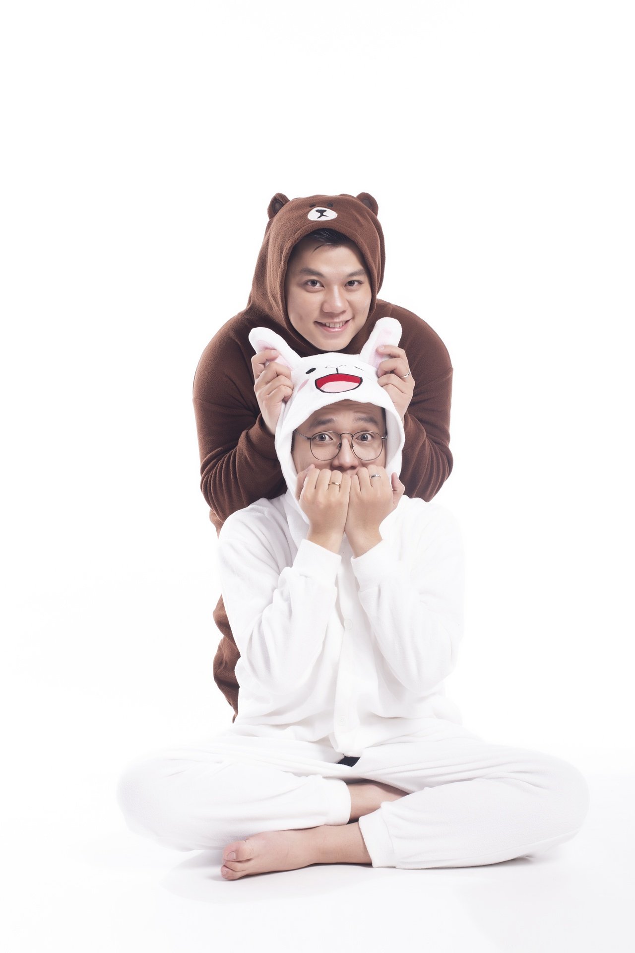 tinh-yeu-ngot-hon-mia-lui-cua-hai-chang-trai-khien-cong-dong-lgbt-ghen-ti