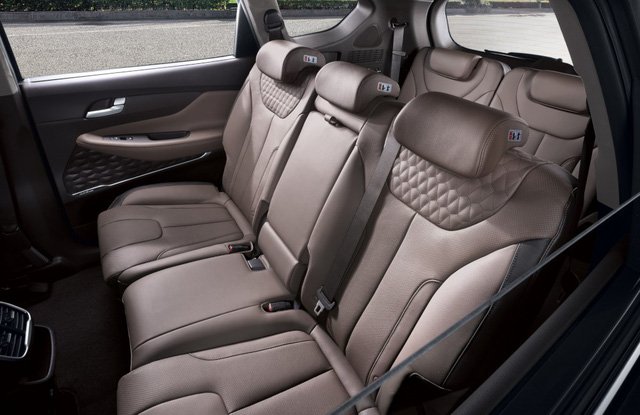 Hyundai Santa Fe thế hệ mới chính thức trình làng, giá chưa đến 600 triệu đồng