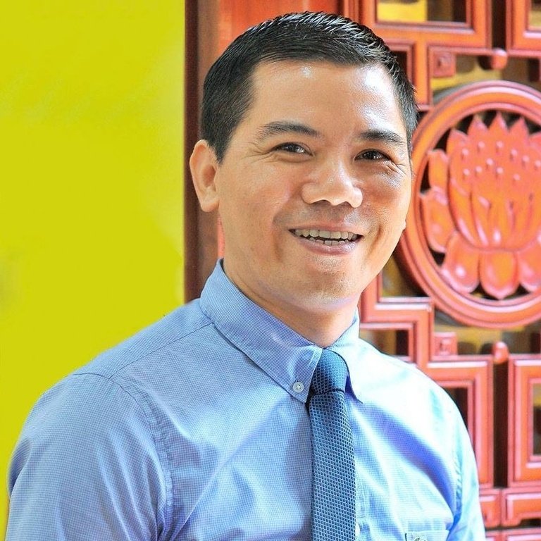status-hay-ngay-232-duc-phat-khong-phai-la-vi-than-linh