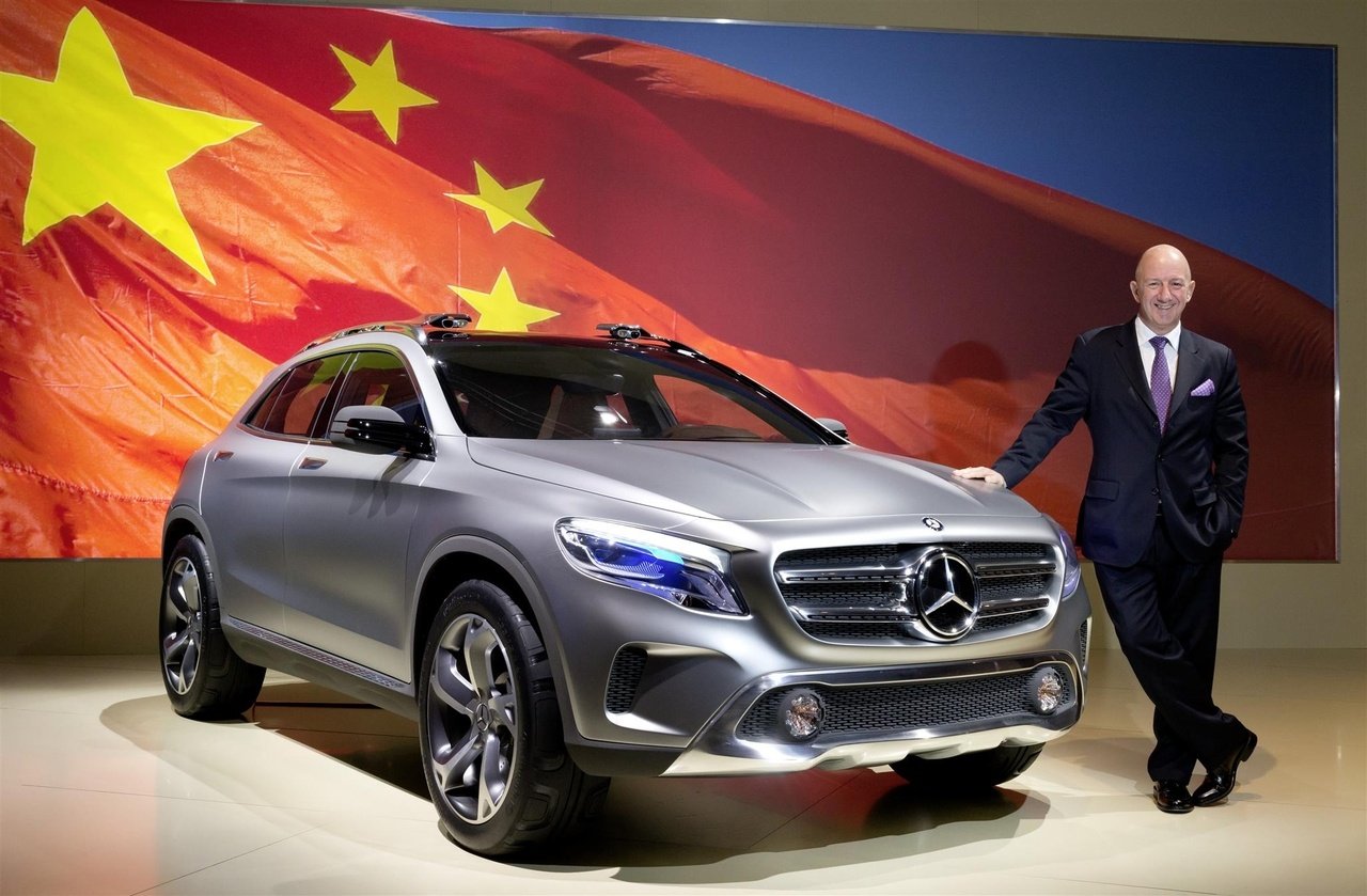 tap-doan-me-cua-mercedes-benz-bi-thau-tom-duc-kho-ngan-can-con-khat-cong-nghe-cua-trung-quoc