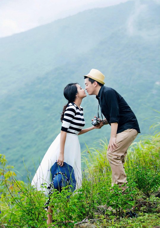 Vợ 9X của 'anh Hai' Lam Trường khoe ảnh kỷ niệm 8 năm bên nhau hình ảnh 2 Vợ 9X của 'anh Hai' Lam Trường khoe ảnh kỷ niệm 8 năm bên nhau