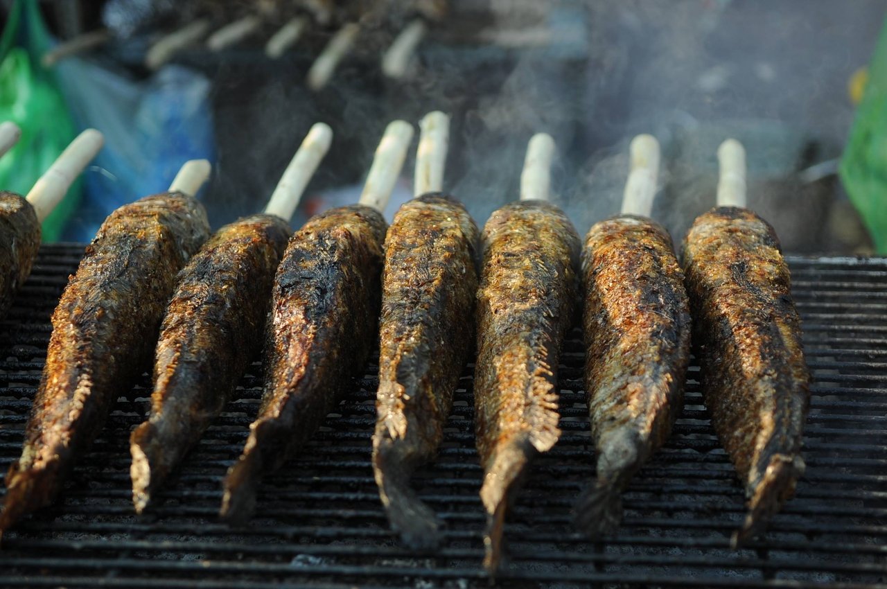pho-ca-loc-nuong-nhon-nhip-ngay-via-than-tai