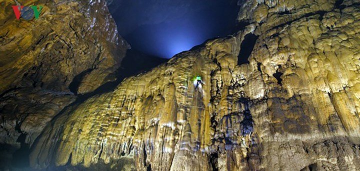 Đầu Xuân khám phá hang Sơn Đoòng