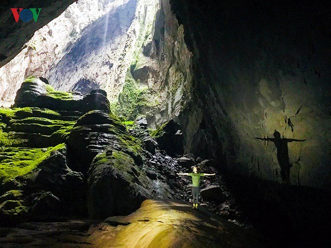 Đầu Xuân khám phá hang Sơn Đoòng