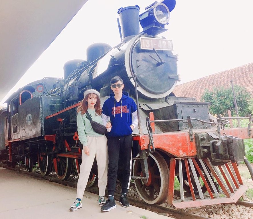 dau-nam-toi-du-xuan-da-lat-chup-bo-anh-di-hon-va-yeu-sieu-chat-nhu-cap-doi-nay