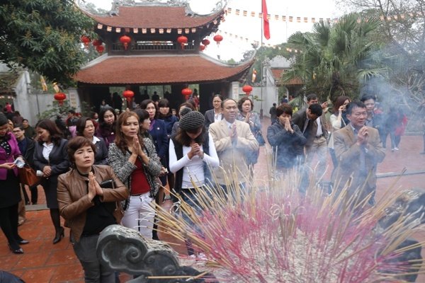 ghe-ve-bac-ninh-tham-gia-le-hoi-lim-dac-sac