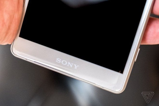 mwc-2018-sony-xperia-xz2-chinh-thuc-xuat-hien-da-dep-nhung-chua-du-tam