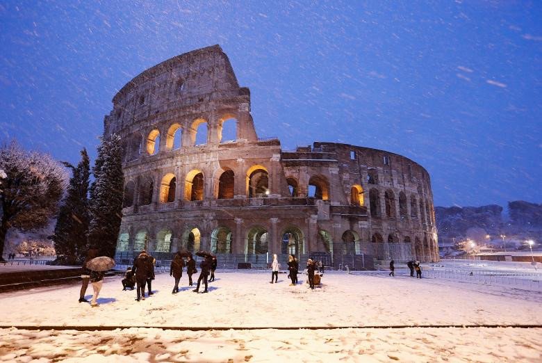 'Quái vật phương Đông' mang tuyết hiếm đến Rome