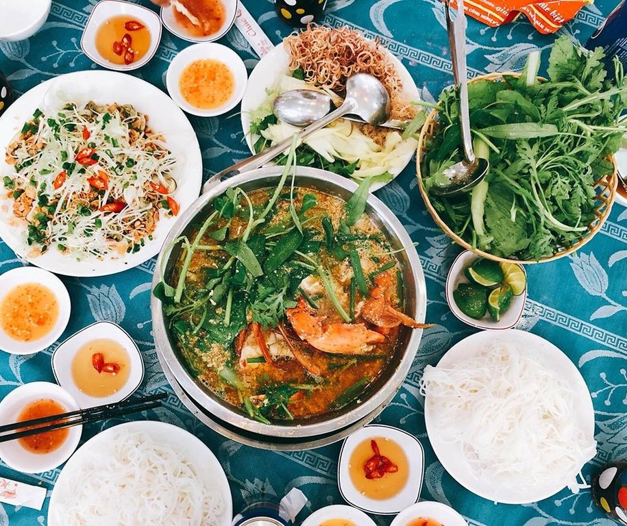 du-lich-binh-dinh-de-nhu-an-keo-voi-nhung-goi-y-cua-co-gai-tre-xinh-dep