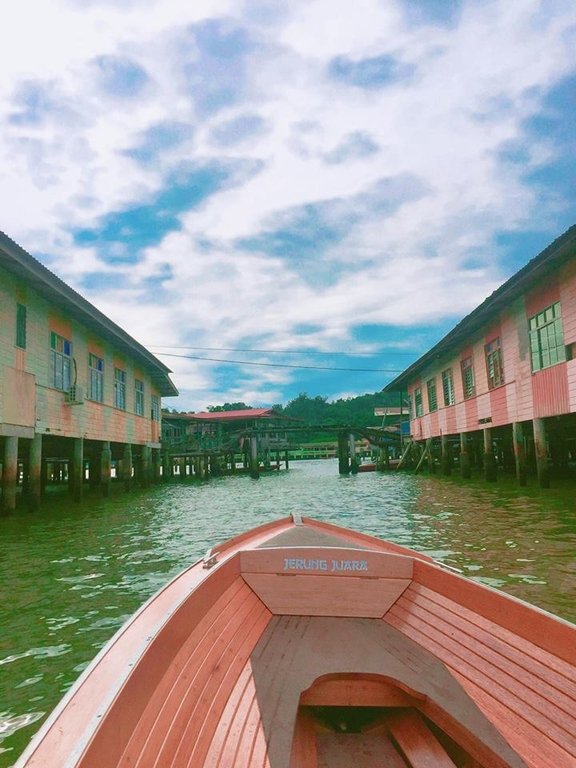 co-gai-mien-nam-chia-se-kinh-nghiem-du-lich-brunei-day-thu-vi