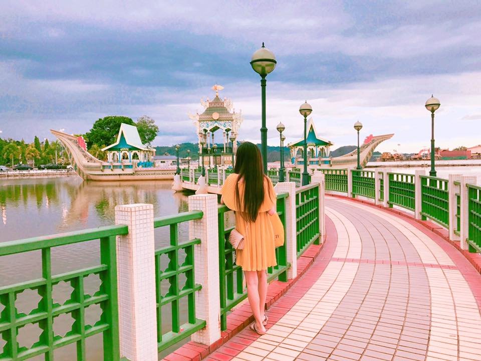 co-gai-mien-nam-chia-se-kinh-nghiem-du-lich-brunei-day-thu-vi