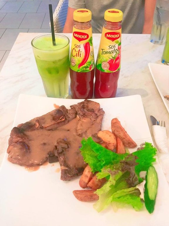 co-gai-mien-nam-chia-se-kinh-nghiem-du-lich-brunei-day-thu-vi
