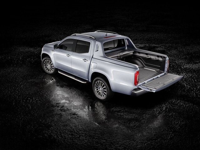 Mercedes-Benz X-Class thêm phiên bản động cơ V6