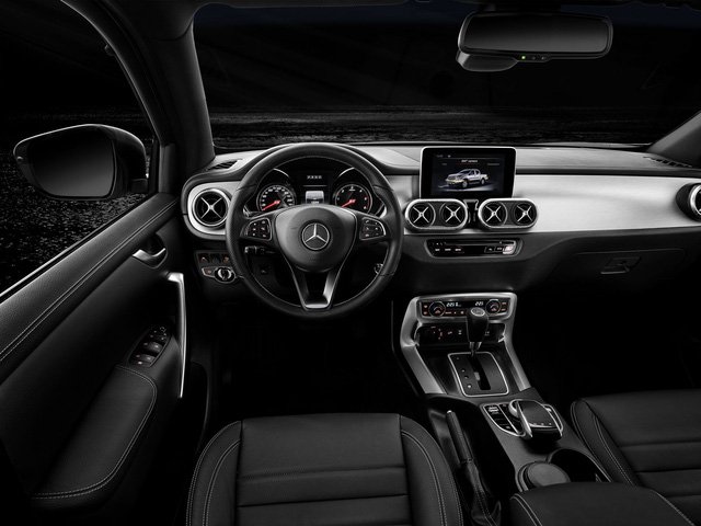 Mercedes-Benz X-Class thêm phiên bản động cơ V6