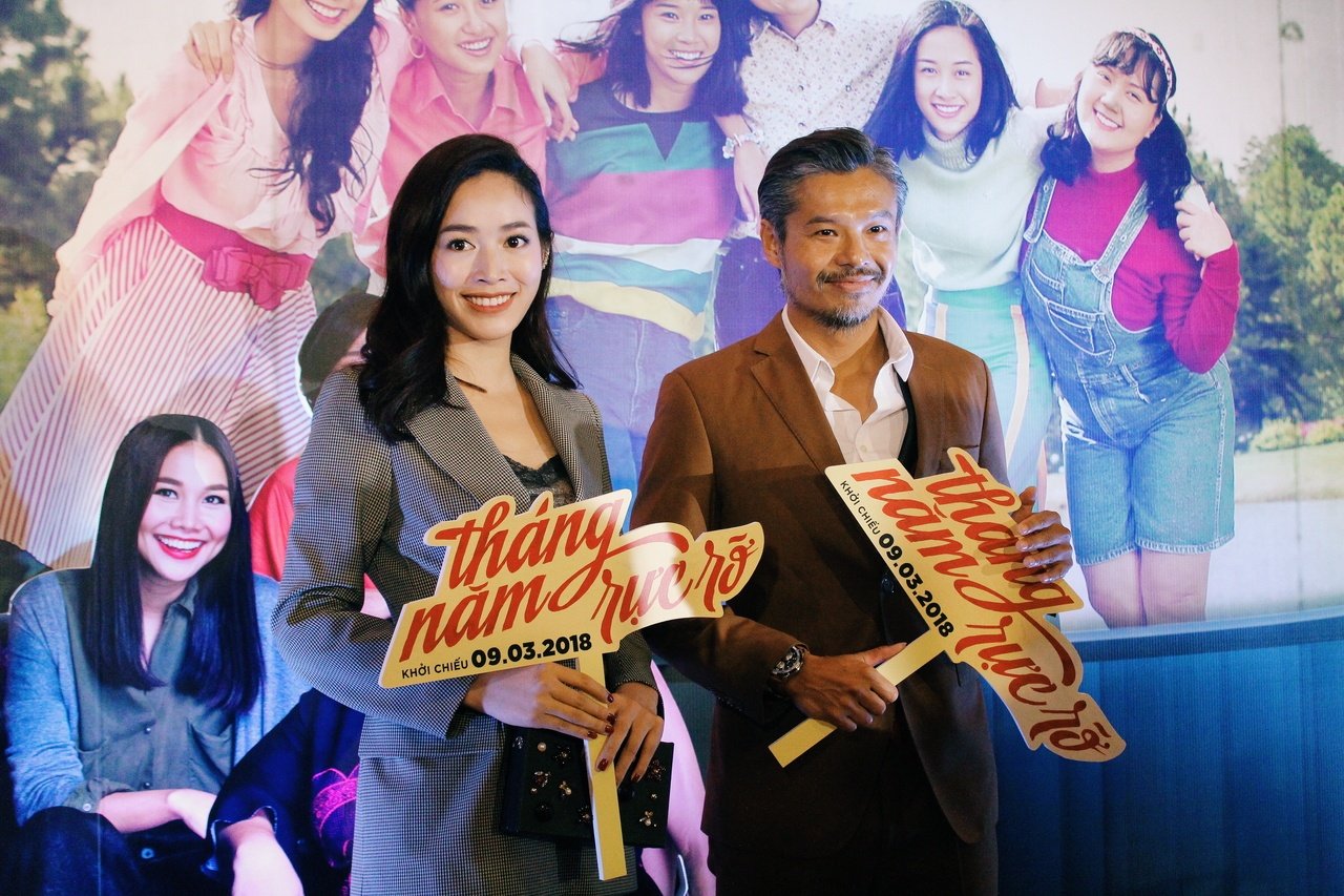 thang-nam-ruc-ro-hoang-oanh-quyen-luc-voi-trang-phuc-phat-sang-em-ut-trinh-thao-dep-xuat-sac-khong-thua-kem-dan-chi