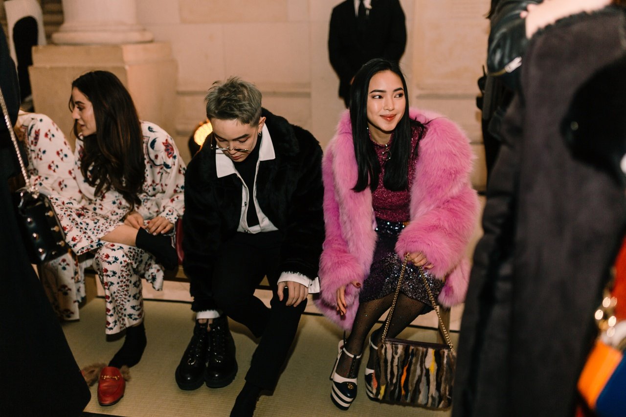 chau-bui-va-kelbin-lei-dai-dien-viet-nam-du-show-tai-paris-xuat-hien-sieu-ngau-giua-dan-fashionista-the-gioi