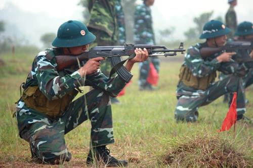 quan-phuc-nguy-trang-cua-viet-nam-phan-1