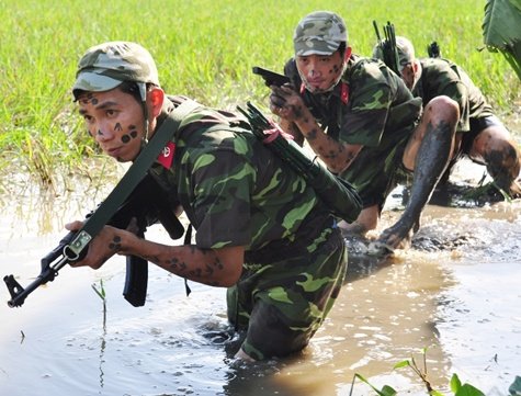 quan-phuc-nguy-trang-cua-viet-nam-phan-1
