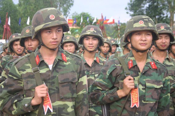 quan-phuc-nguy-trang-cua-viet-nam-phan-1