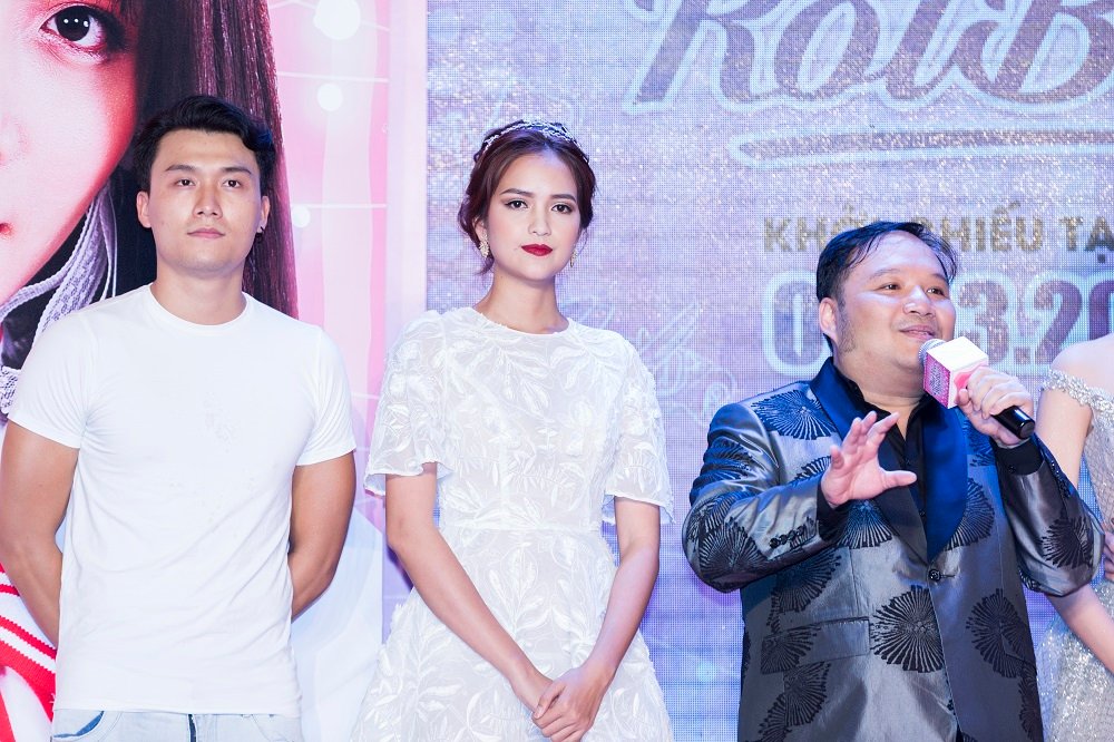 ru-bo-hinh-anh-hien-lanh-ngoc-chau-vao-vai-phan-dien-khi-lan-dau-thu-suc-voi-phim-dien-anh