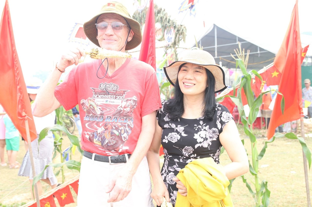 ve-pho-hoi-trai-nghiem-ngay-hoi-bap-nep