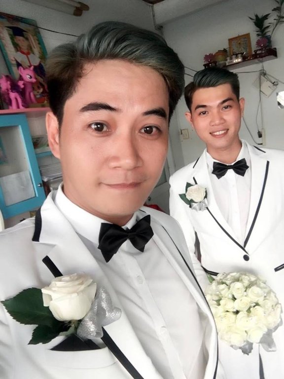 chuyen-tinh-cua-doi-dong-tinh-nam-yeu-nhanh-cuoi-gap