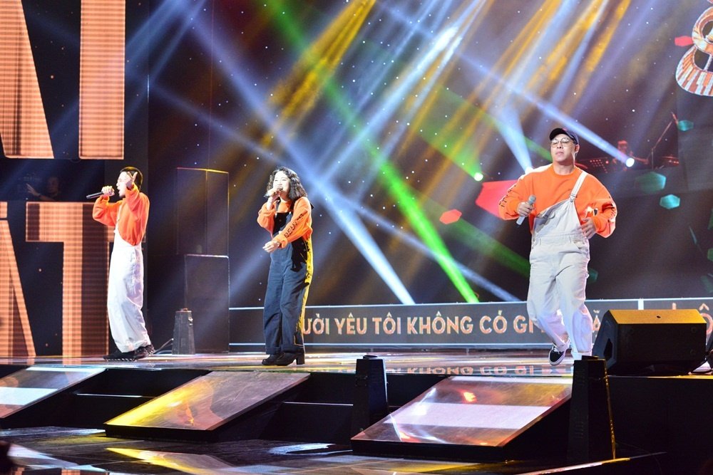 sau-ong-ba-anh-thi-nguoi-yeu-toi-khong-co-gi-de-mac-tro-thanh-quai-kiet-khuay-dao-sing-my-song