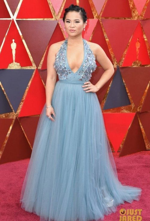 Xúc động trước hành động Oscar 2018 tôn vinh cố nghệ sĩ gốc Việt Lê Thị Hiệp