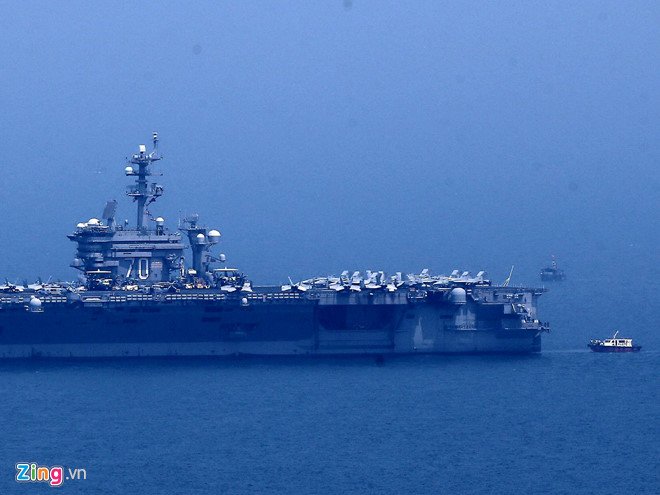 anh-tau-san-bay-uss-carl-vinson-tha-neo-o-cang-tien-sa-da-nang
