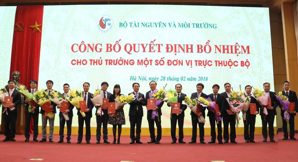 Bổ nhiệm nhân sự chủ chốt 11 Bộ ngành