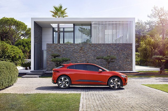 SUV chạy điện đầu tiên của Jaguar đáng giá bao nhiêu?