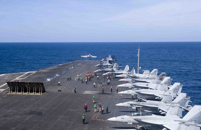uss-carl-vinson-dai-bang-vang-cua-hai-quan-my