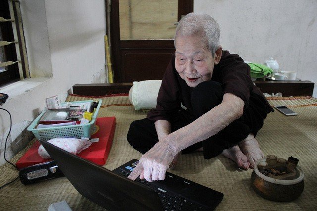 Chuyện kỳ lạ về những cụ bà 