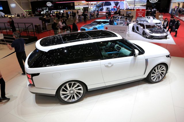 SUV 2 cửa Range Rover SV Coupe - Cuộc chơi táo bạo của Land Rover