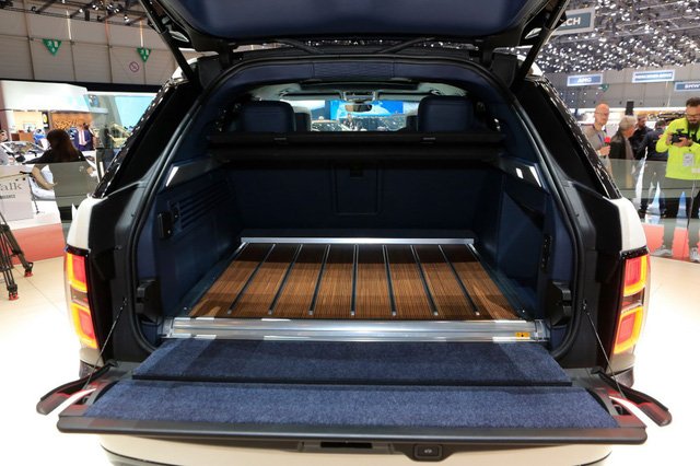SUV 2 cửa Range Rover SV Coupe - Cuộc chơi táo bạo của Land Rover