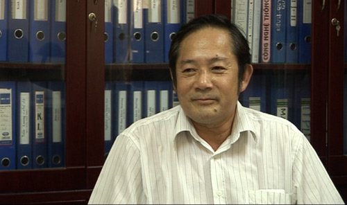 vi-sao-khi-ngao-da-ca-si-chau-viet-cuong-lai-ao-tuong-ban-gai-la-ma