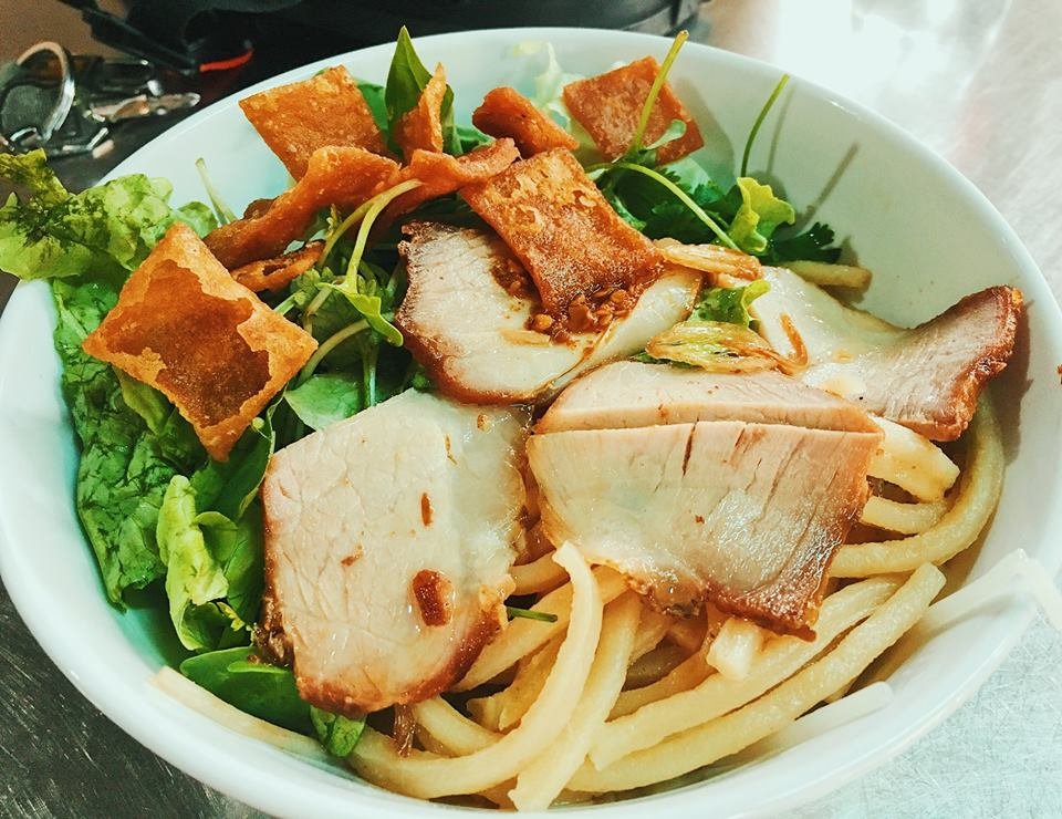xao-xuyen-bo-anh-gui-anh-xa-nho-khien-ban-muon-xach-ba-lo-va-toi-ngay-hoi-an