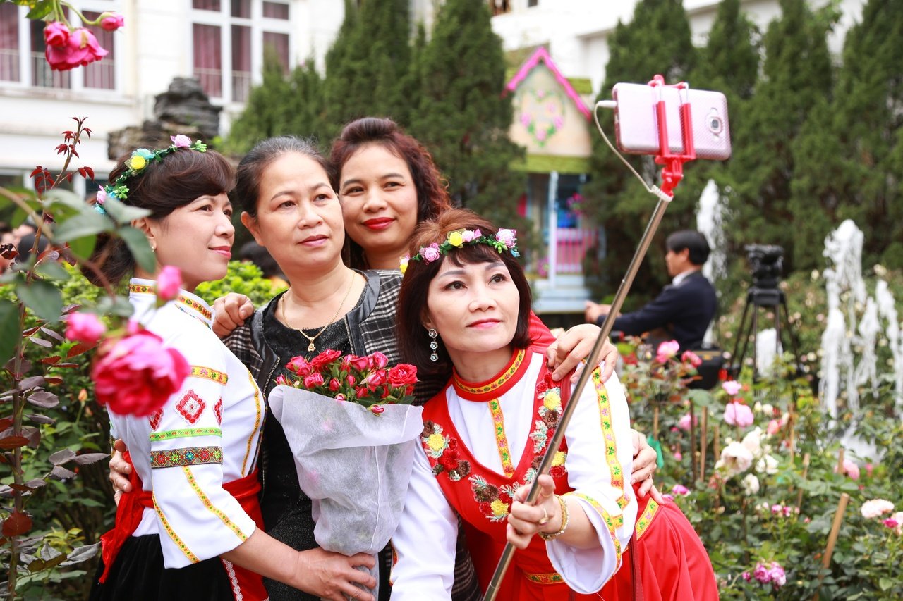 le-hoi-hoa