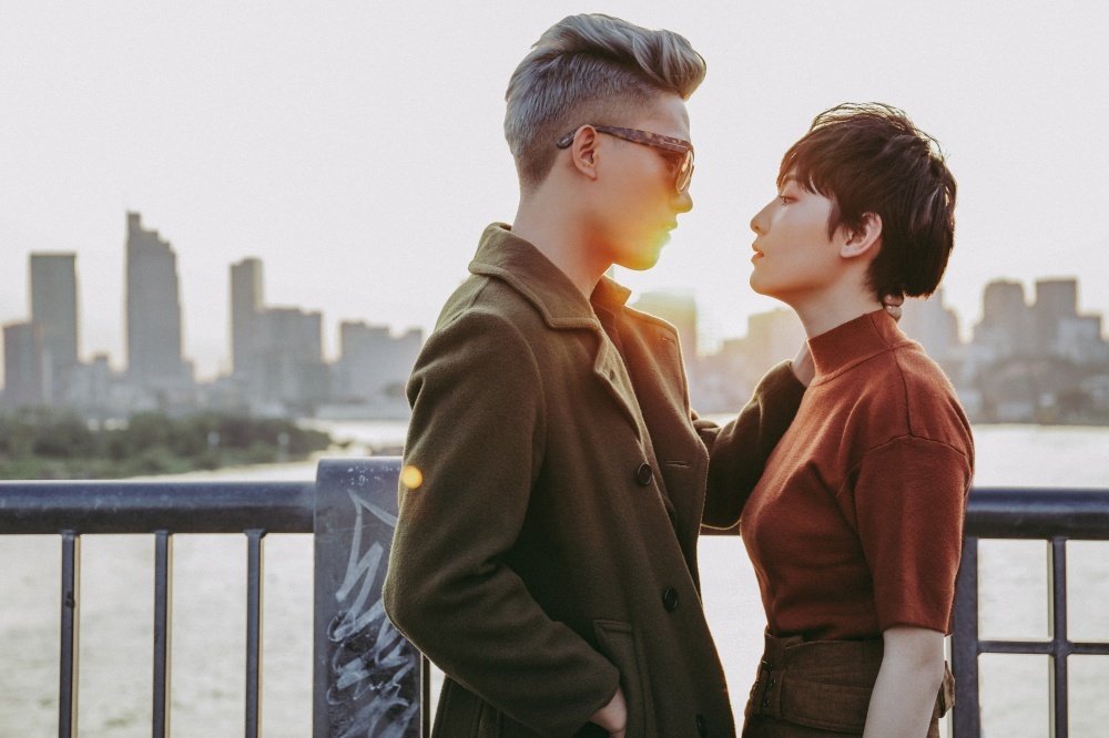 muon-la-la-land-anh-tu-the-voice-ke-chuyen-tinh-cua-chinh-minh-trong-mv-dau-tay