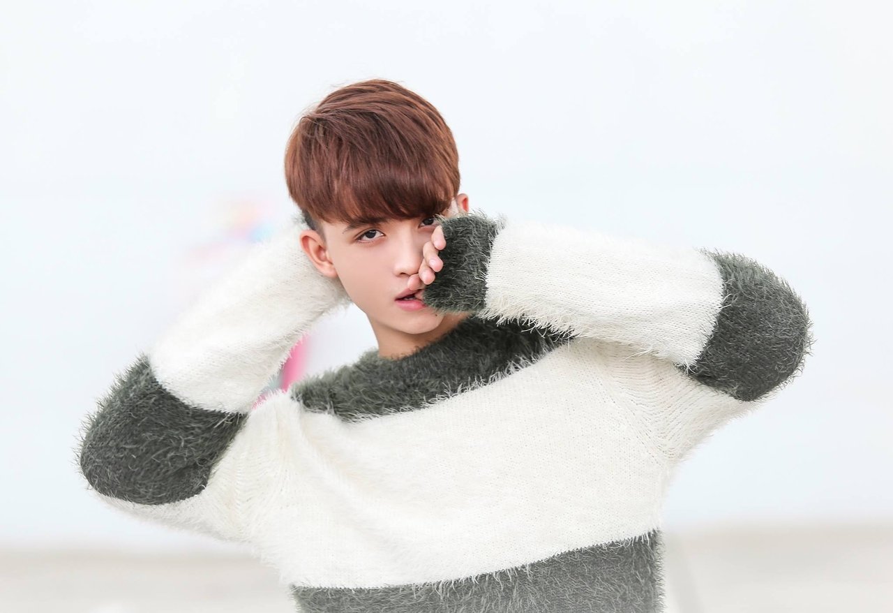 truoc-gio-g-hang-loat-guong-mat-lgbt-noi-tieng-du-doan-thu-hang-cua-huong-giang-idol