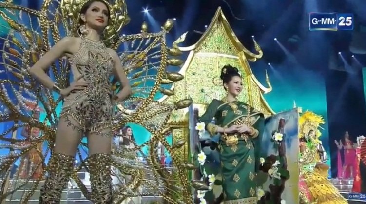 huong-giang-idol-va-hanh-trinh-ghi-dau-an-day-cam-hung-tren-dat-thai