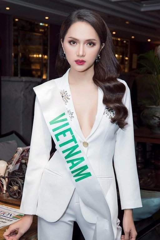 từ một chàng trai nữ tính đến đỉnh cao nhan sắc của một Hoa hậu chuyển giới quốc tế 2018