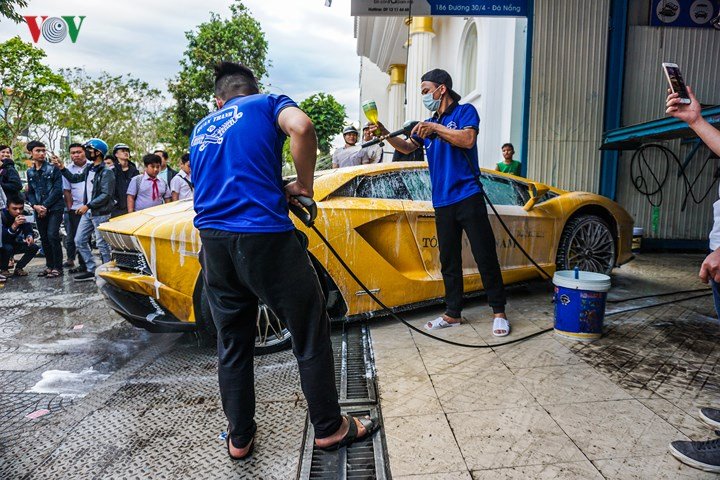Dàn siêu xe được chăm sóc như thế nào sau hành trình Car & Passion?