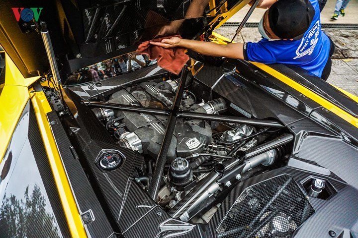 Dàn siêu xe được chăm sóc như thế nào sau hành trình Car & Passion?