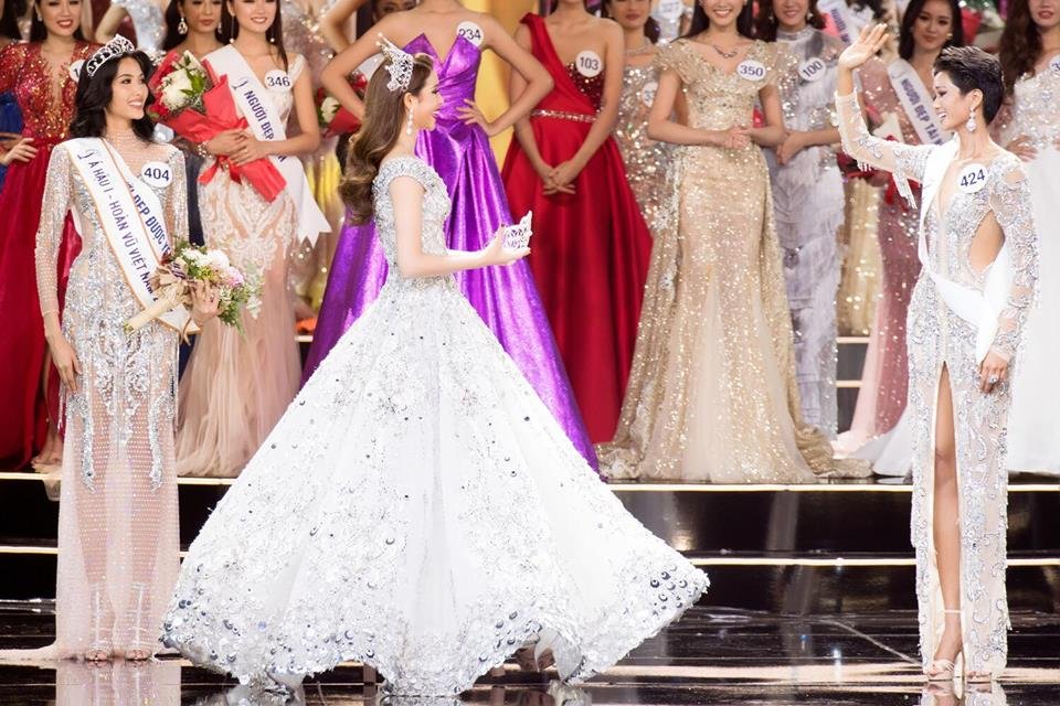 pham-huong-la-nhan-sac-khien-fans-quoc-te-tiec-nuoi-nhat-miss-universe-2015