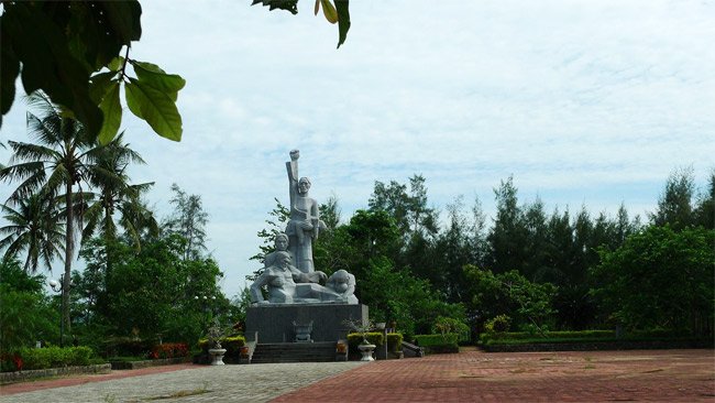 Hoa hồng vẫn nở